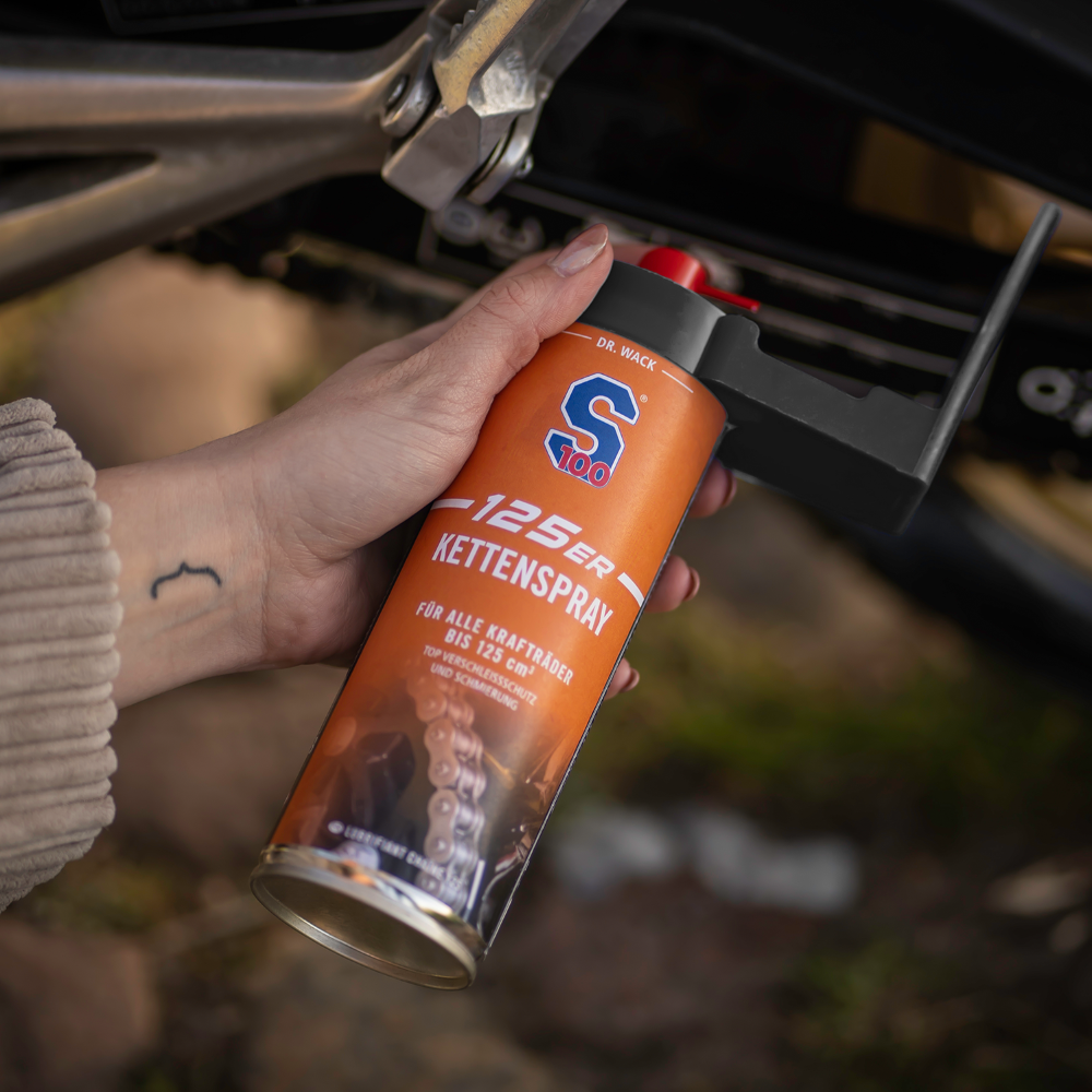 s100-kette-125er-kettenspray-300-ml-mit-korrosionsschutz image 3