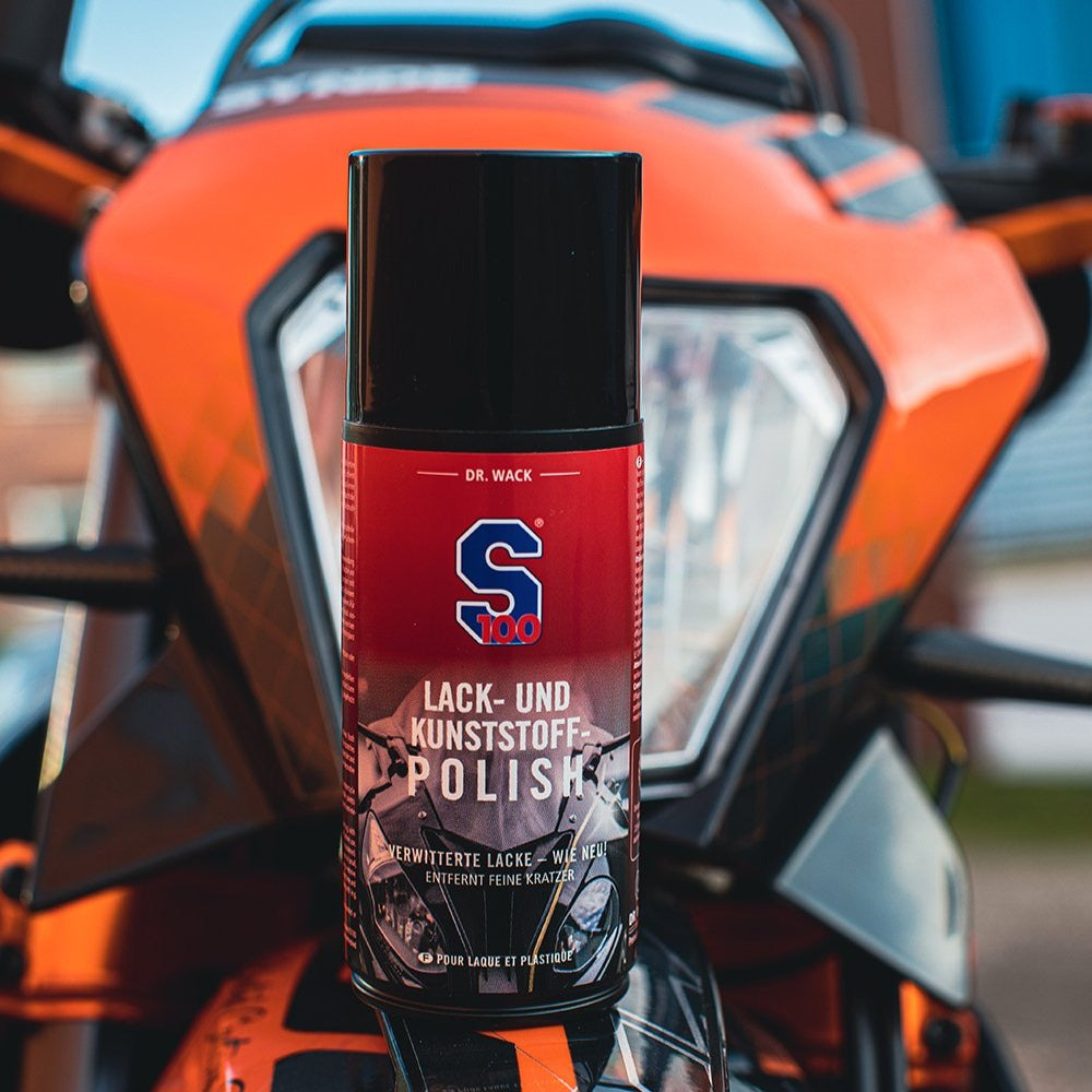 s100-motorrad-lack-und-kunststoff-polish-220-ml-tiefenglanz image 2